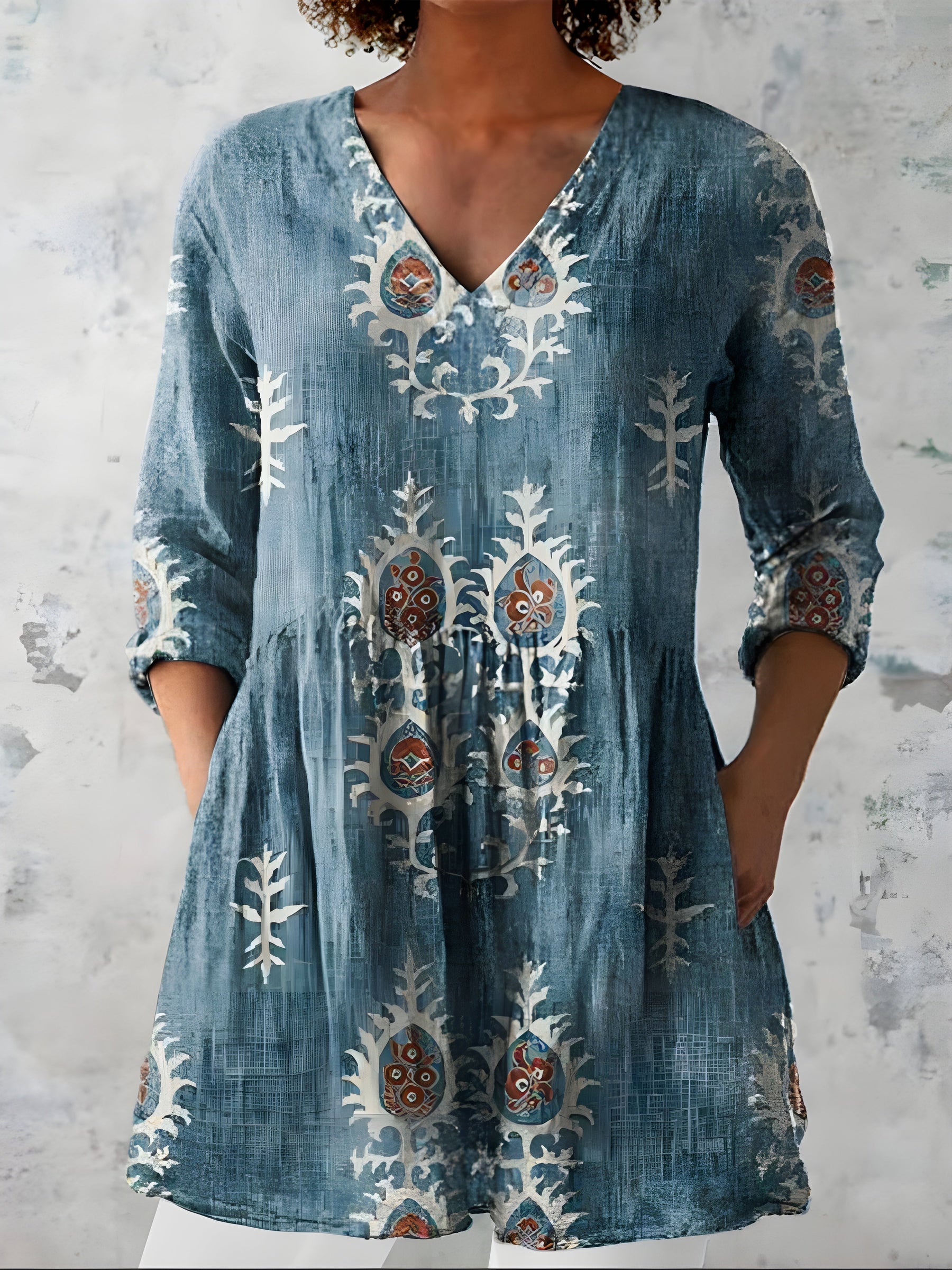 Everly | Long Blouse with V-Neck