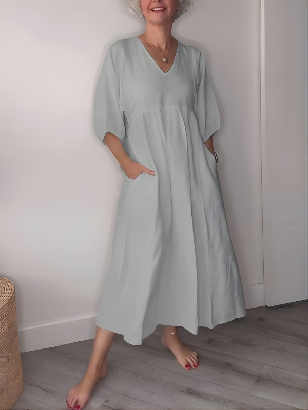 Daisy™ Elegance V-Neck Maxi Dress