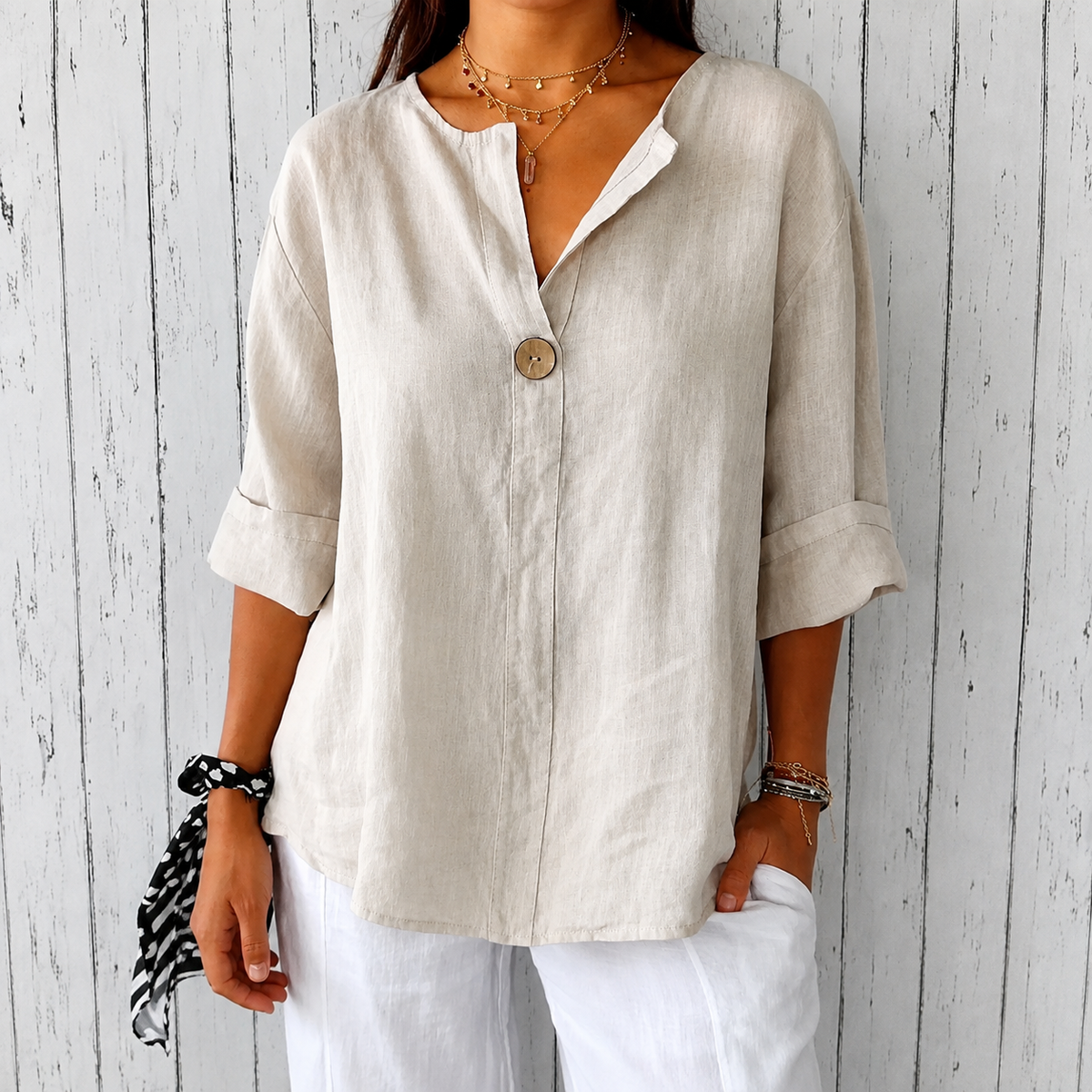 Zamma | Relaxed V-Neck Top